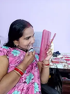 reemacouple007 online show from March 9, 6:05 am