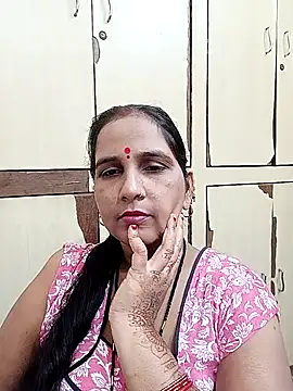 Snapshot of reemacouple007 chatting on October 14, 8:06 am reemacouple007 online show from October 14, 8:06 am