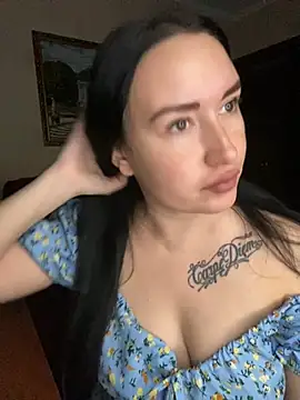 Roxana Bell online show from April 16, 6:29 pm