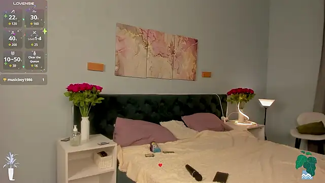 Mary Xextra online show from March 17, 11:36 am