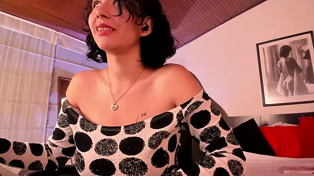 Moony 14 online show from October 15, 2:19 pm