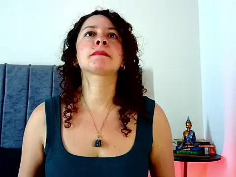 Snapshot of ArtesanaMK chatting on September 9, 5:24 pm ArtesanaMK online show from September 9, 5:24 pm
