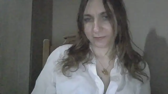 JasmineGlamour online show from January 9, 10:25 pm