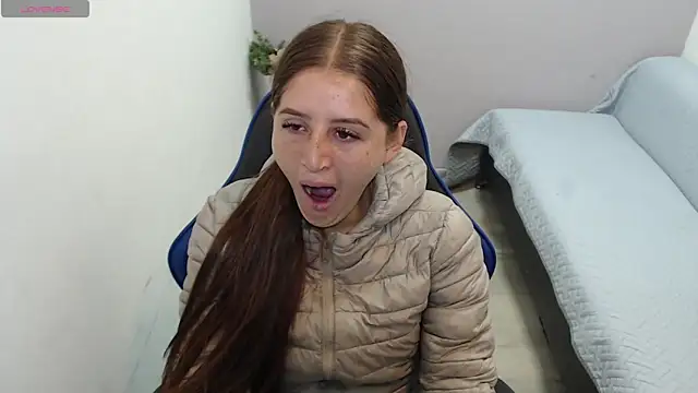 valerie diaz1 online show from November 19, 1:22 pm