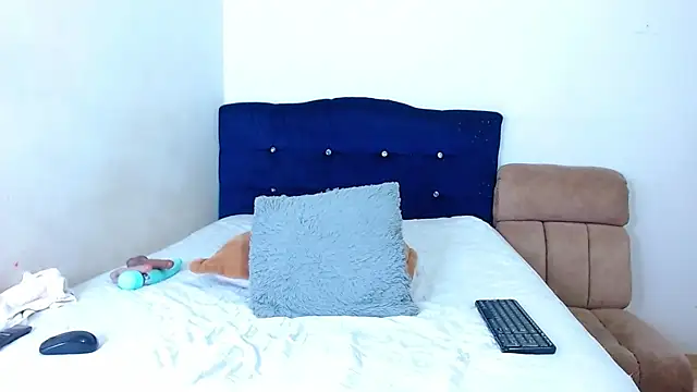 katarinademon online show from December 17, 9:08 pm