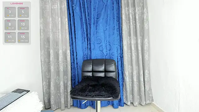Alannis Blue1 online show from June 18, 5:51 pm