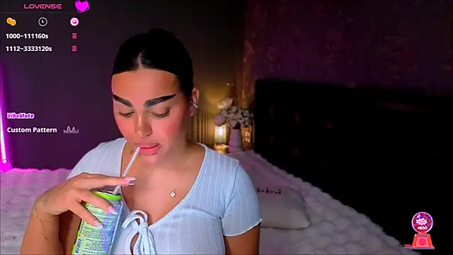 babyleilaa online show from November 3, 11:20 pm