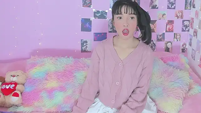 MIDORI BACK 01 online show from November 8, 11:21 pm