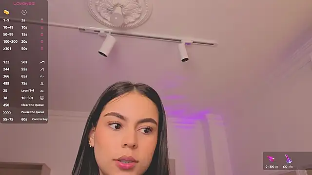 Aleejaa   online show from September 30, 12:11 pm