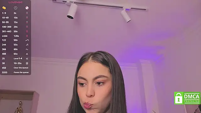 Aleejaa   online show from October 21, 11:58 am