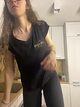 MartiniiSelenna online show from November 22, 7:33 am