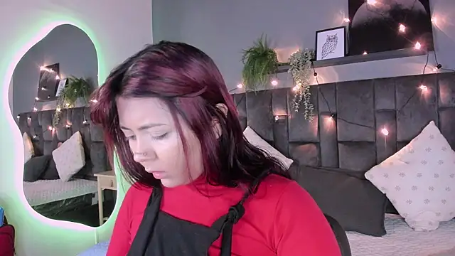 alaia-rogers online show from November 3, 11:36 am