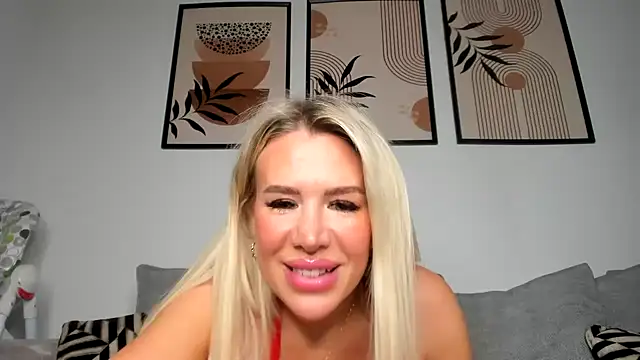 Alexia-Lee online show from February 4, 10:13 pm