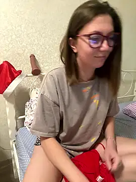 BeatriceTender online show from January 9, 9:30 pm