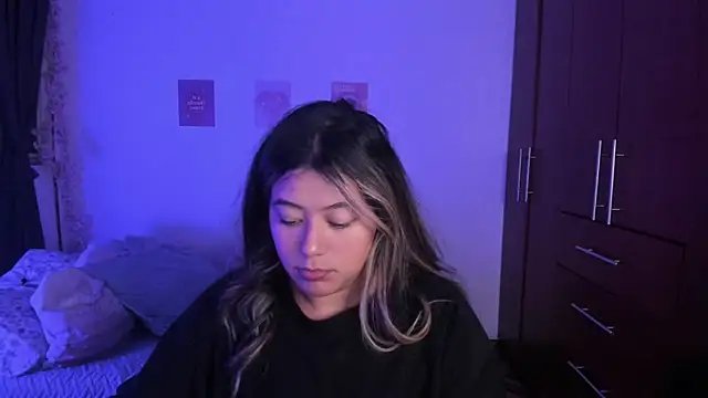 StephaniFox online show from November 2, 2:26 am