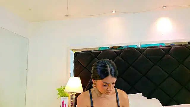 Holly Brensonexx  online show from September 18, 2:59 pm