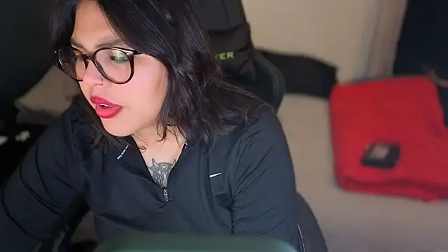 miacanela xo online show from March 10, 2:26 am