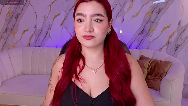 ViolettCastel online show from December 20, 8:13 pm