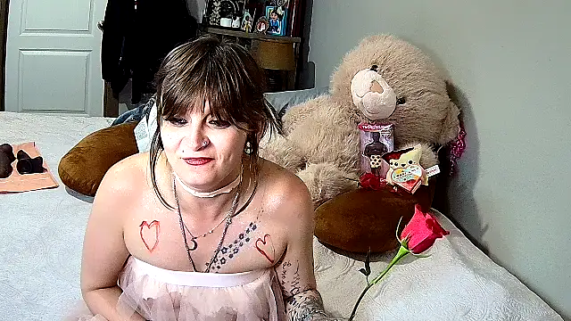 ZeelaXoXo online show from February 15, 5:54 am