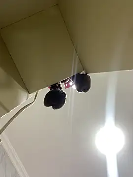 Kimmymadison- online show from February 10, 8:23 pm