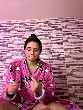 Kimmymadison- online show from December 20, 10:25 pm