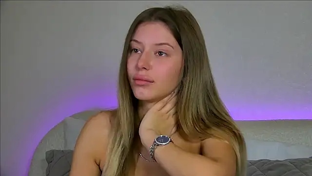 Snapshot of LiliaBianka chatting on September 11, 6:47 am LiliaBianka online show from September 11, 6:47 am