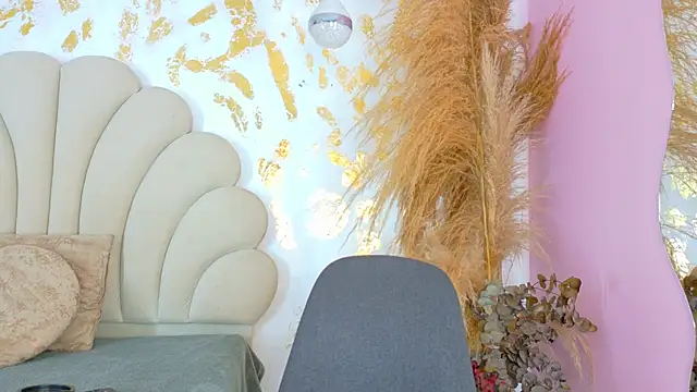 blaisysmith online show from October 10, 12:10 pm