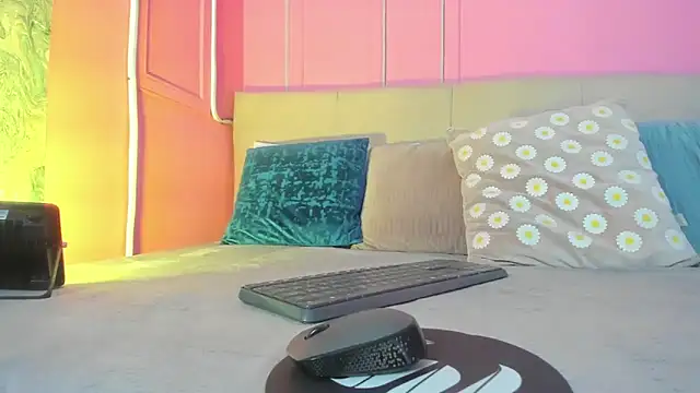 Emelyy Carter online show from September 13, 12:57 pm