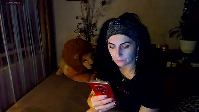 britney preciouss online show from November 5, 4:45 pm