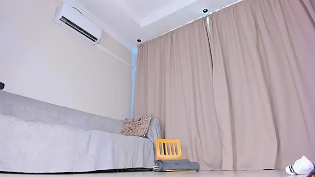 Cherrypie 001 online show from June 28, 6:31 am