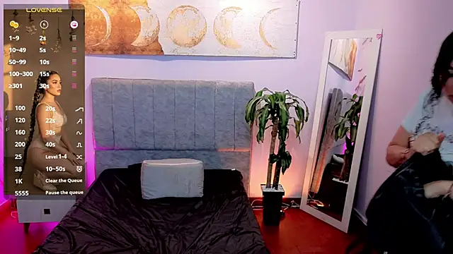 Lana stone  online show from March 26, 3:30 am