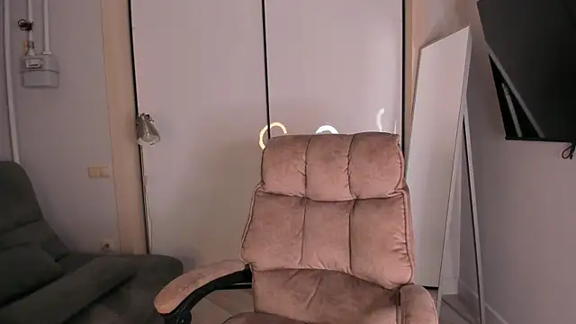 helen ramsay online show from November 25, 3:03 pm