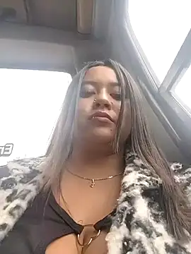 Cristal  04 online show from March 27, 4:40 pm