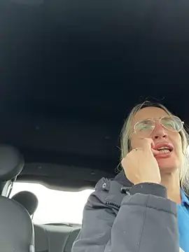 casalinga88 online show from February 14, 1:24 pm