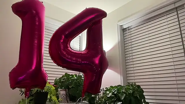 Milf Goddess online show from October 13, 5:54 am