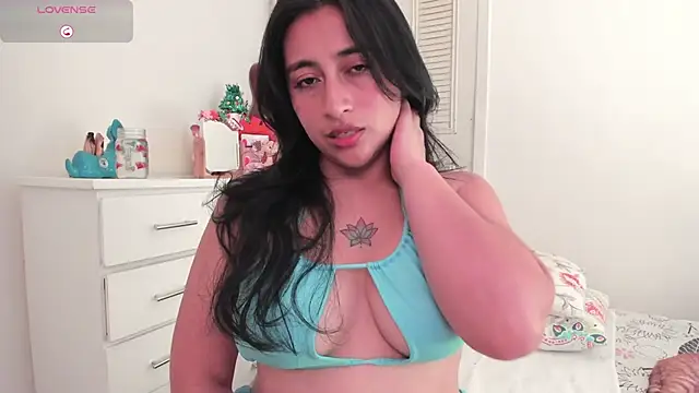 LisaHadwin online show from December 16, 6:47 pm