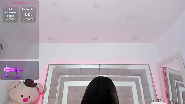 Nicolle foxy online show from December 5, 1:56 pm