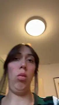 emiliasommer online show from October 6, 4:12 pm