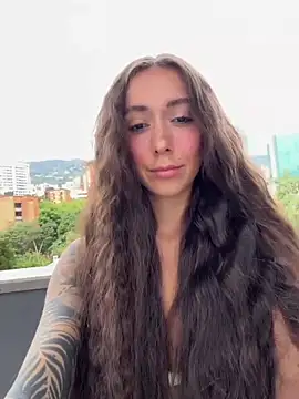 emiliasommer online show from August 3, 7:41 pm