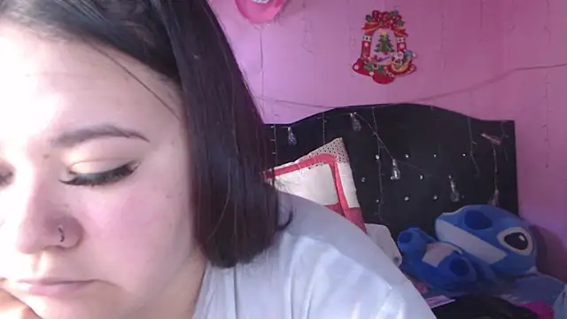 NikkiRous  online show from September 25, 2:05 pm