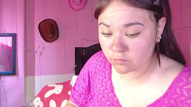 NikkiRous  online show from January 6, 5:38 pm