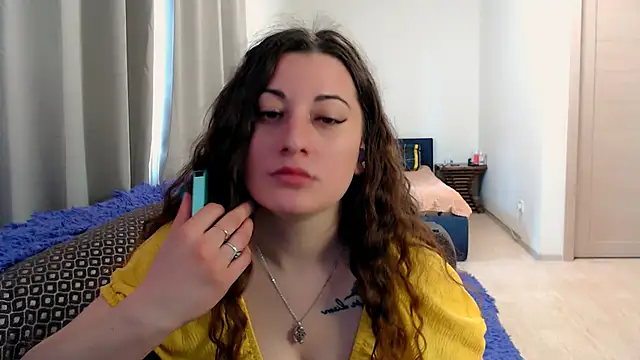 Helen Adams  online show from May 13, 5:57 am