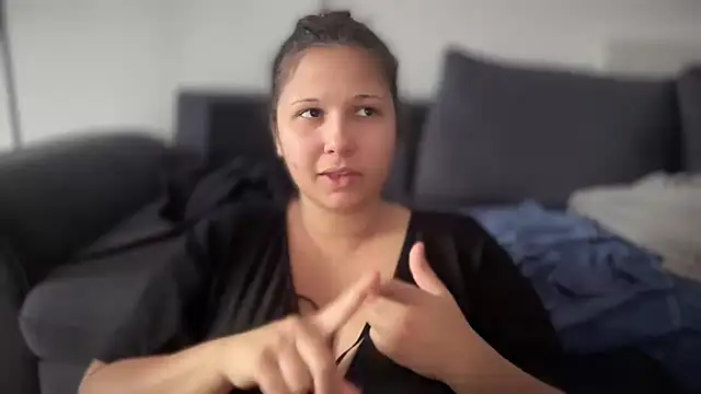 Snapshot of minette-sexy chatting on September 24, 10:25 am minette-sexy online show from September 24, 10:25 am