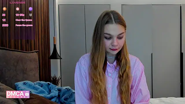 Molly sweetie online show from November 25, 7:43 am