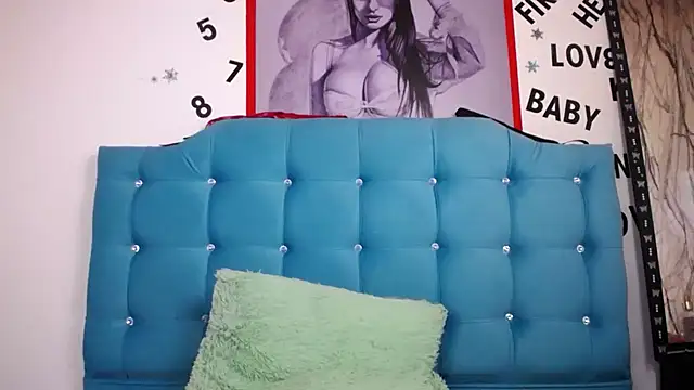 sweet skylove  online show from January 5, 5:38 pm