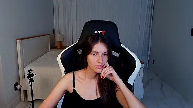 upssnowy online show from March 17, 11:53 pm