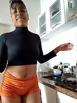 Snapshot of Julia_Pretinha chatting on October 22, 1:16 pm Julia Pretinha online show from October 22, 1:16 pm