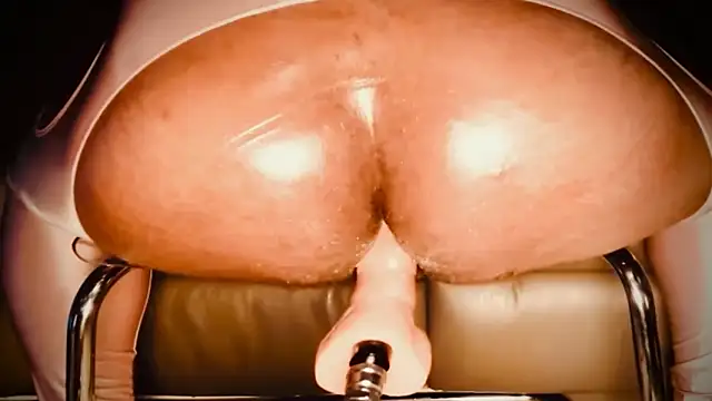 TS MILK online show from March 12, 3:26 pm