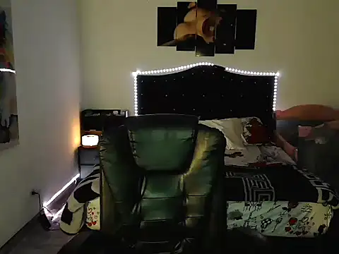 CarolinaRincon online show from October 3, 10:59 pm