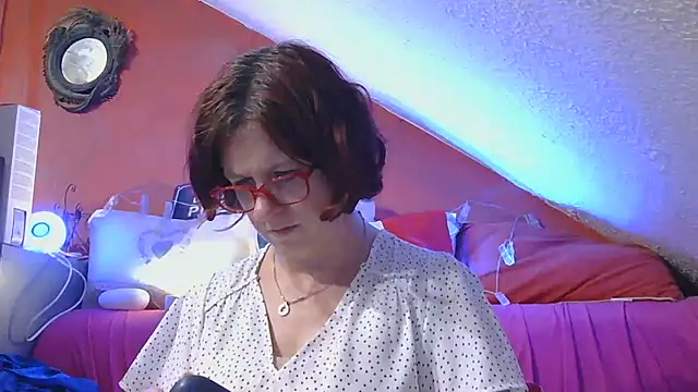 lanax online show from July 1, 12:48 pm